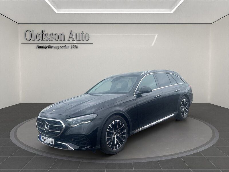 Svart Begagnad 2024 Mercedes E300 Avantgarde Kombi | 739 000 kr (Dyr) - Bild 1/4