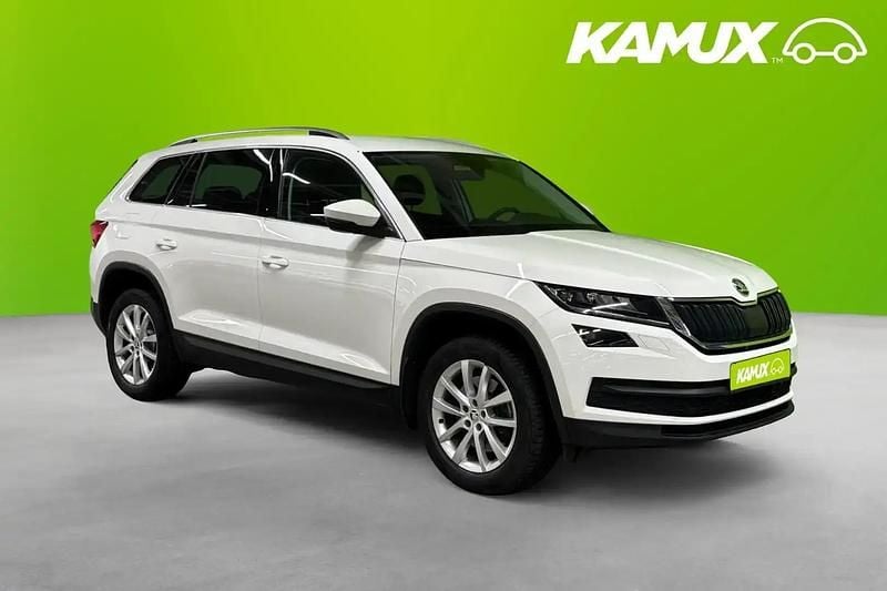 Vit Begagnad 2021 Skoda Kodiaq SUV | 349 800 kr (Marknadspris) - Bild 1/4