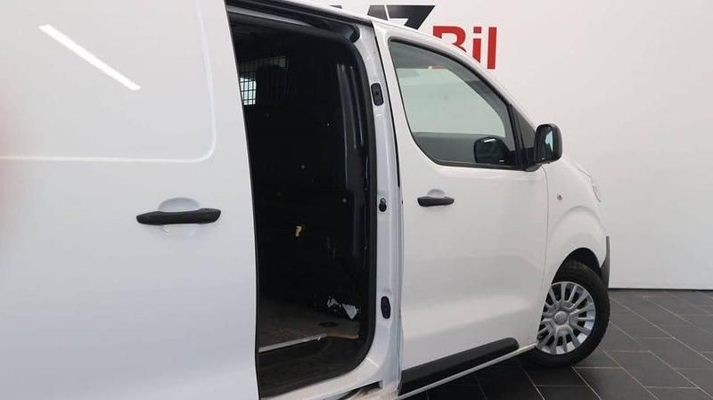 Begagnad Toyota Proace 96 HK (70 kW) 2017 Vit Minibuss