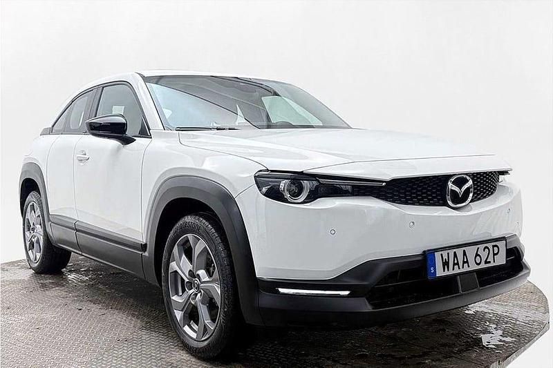 Begagnad Mazda MX30 Cosmo 105 kW (143 HK) 2022 Vit SUV