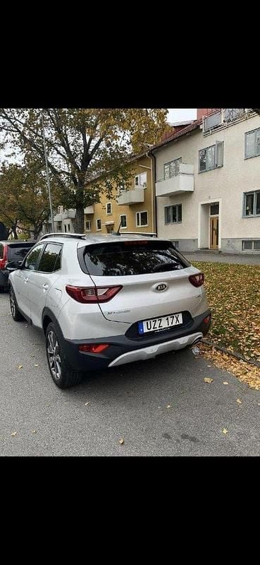 Grå Begagnad 2020 Kia Stonic Advance SUV | 164 000 kr (Bra pris) - Bild 1/3