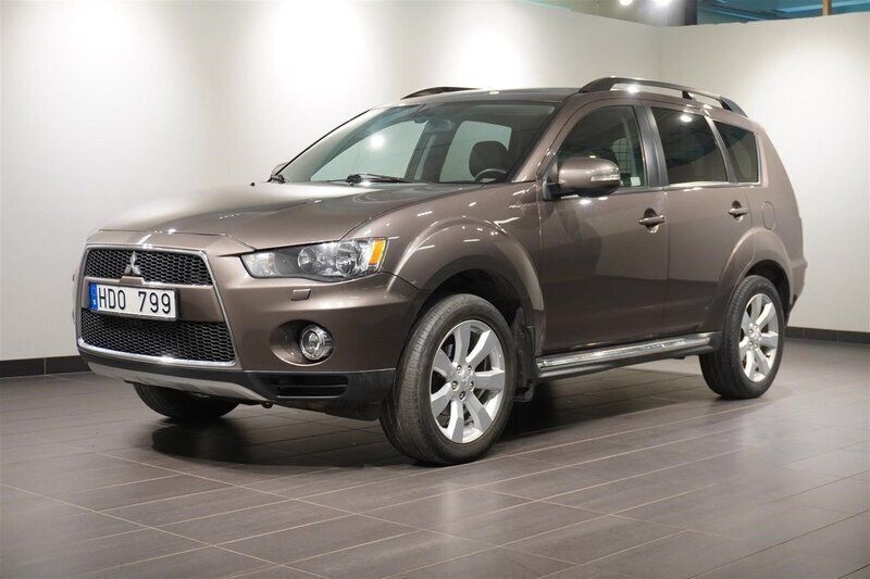 Okänd Begagnad 2012 Mitsubishi Outlander Comfort Edition SUV | 129 900 kr (Dyr) - Bild 1/4
