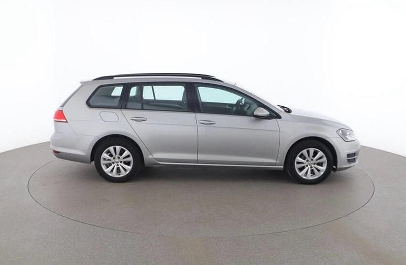 Silver Begagnad 2015 VW Golf VII Kombi | 72 839 kr (Superpris) - Bild 1/4