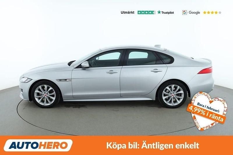Begagnad Jaguar XF R-Sport 182 HK (133 kW) 2019 Grå Sedan