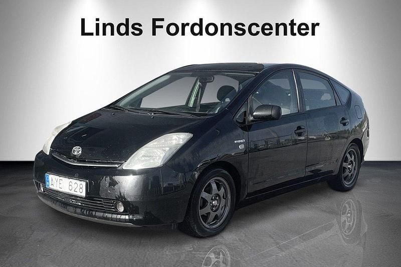 Svart Begagnad 2006 Toyota Prius Halvkombi | 29 900 kr (Lite dyr) - Bild 1/4