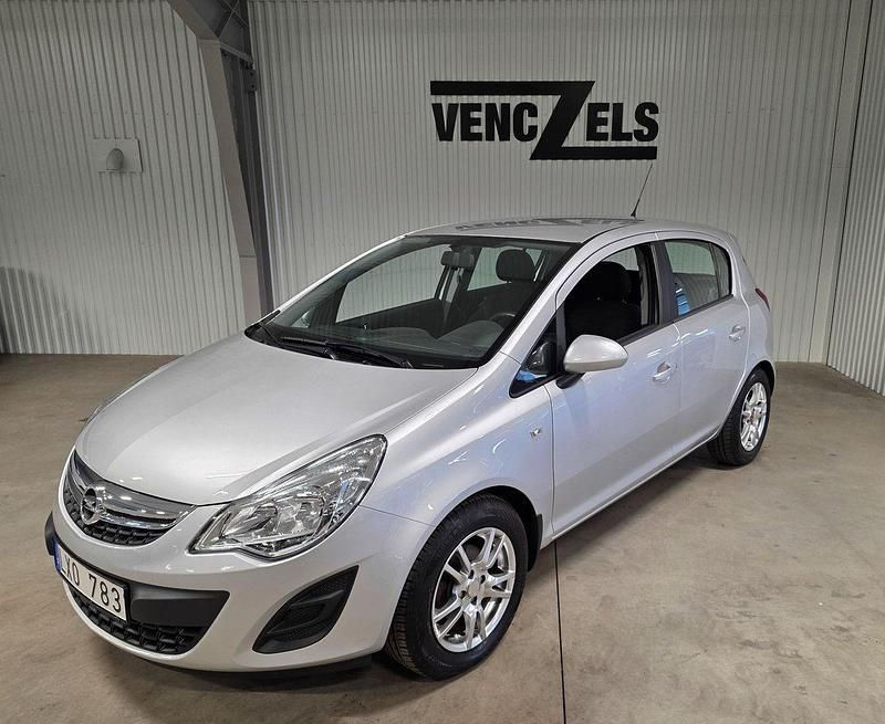 Grå Begagnad 2011 Opel Corsa Enjoy Kombi | 79 000 kr - Bild 1/4