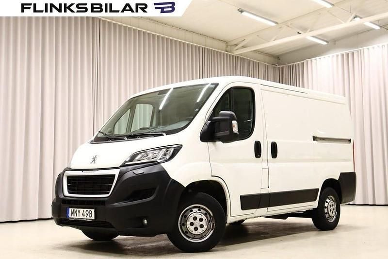 Vit Begagnad 2020 Peugeot Boxer Van | 139 700 kr (Superpris) - Bild 1/4