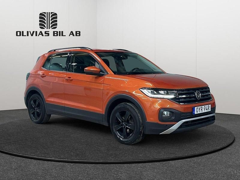 Orange Begagnad 2019 VW T-Cross SUV | 159 400 kr (Marknadspris) - Bild 1/4