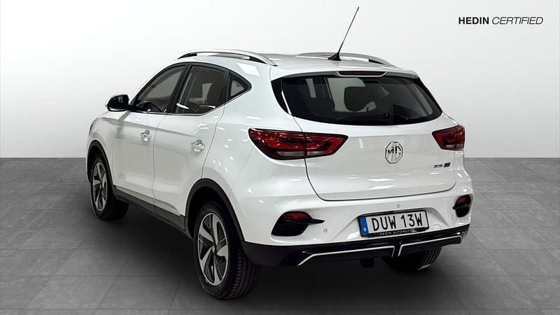 Begagnad MG ZS Comfort 114 kW (156 HK) 2022 Vit Halvkombi