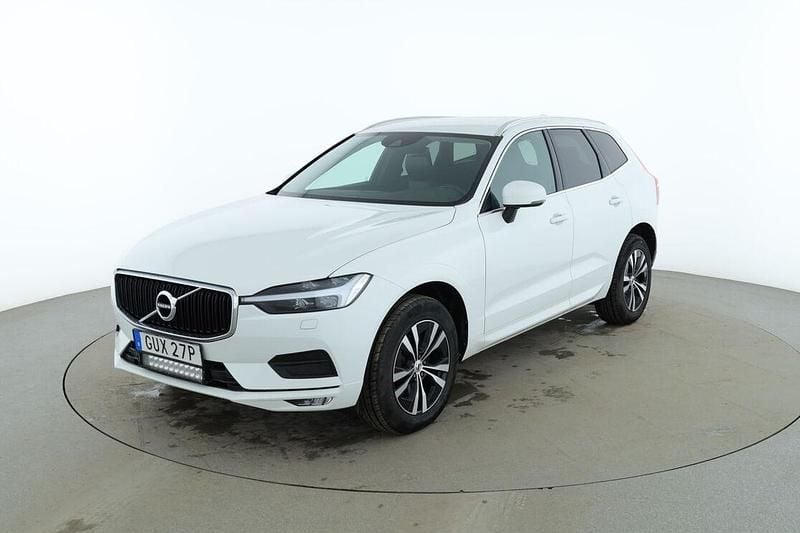 Vit Begagnad 2021 Volvo XC60 Momentum SUV | 322 000 kr (Bra pris) - Bild 1/3