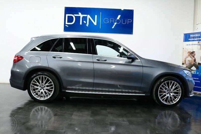 Begagnad 2018 Mercedes GLC220 AMG SUV | 274 000 kr (Marknadspris) - Bild 1/4