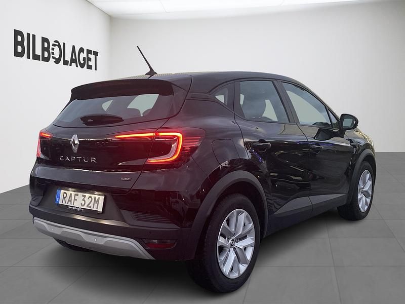 Begagnad Renault Captur Equilibre 162 HK (119 kW) 2022 Svart SUV