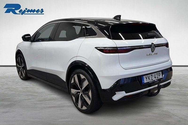 Begagnad Renault Mégane Techno 161 kW (220 HK) 2022 Vit Kombi