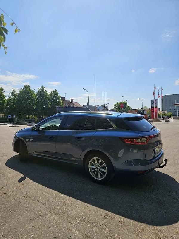 Begagnad Renault Mégane IV 110 HK (80 kW) 2018 Kombi