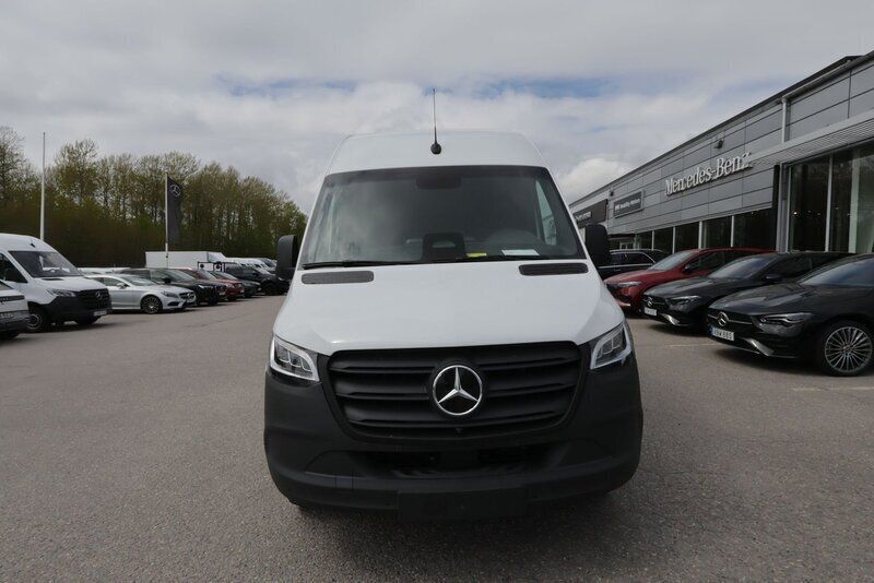 Vit (arktisk vit) Ny 2025 Mercedes E-Sprinter Van | 1 080 350 kr - Bild 1/4