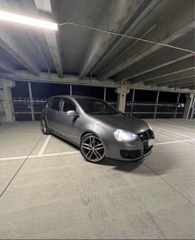 Grå Begagnad 2005 VW Golf IV GTI Halvkombi | 50 000 kr - Bild 1/4