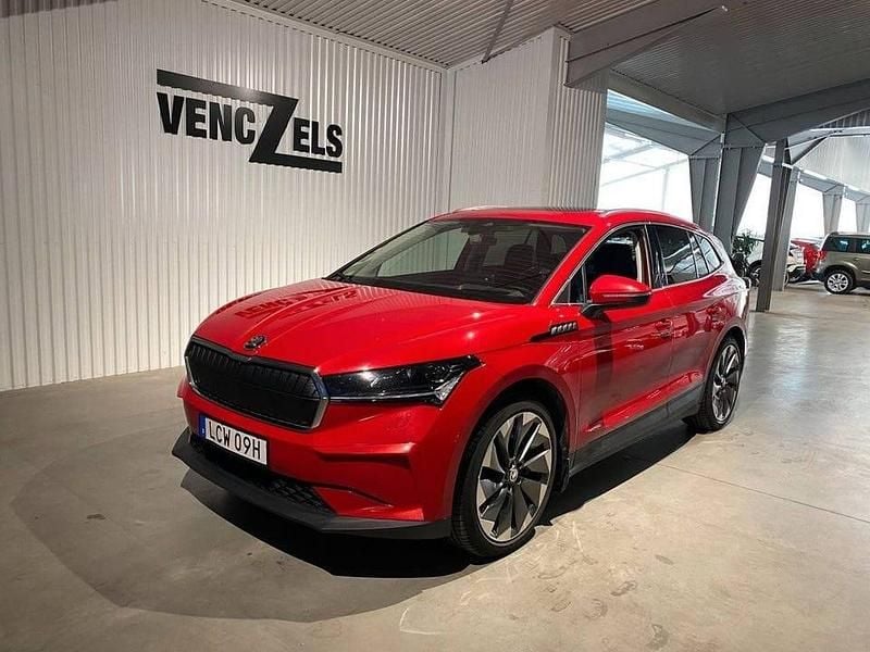 Begagnad Skoda Enyaq iV 150 kW (204 HK) 2021 Röd SUV