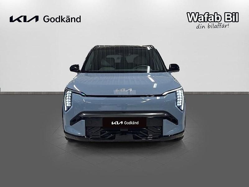 Begagnad Kia EV3 GT-Line 150 kW (204 HK) 2024 Blå SUV