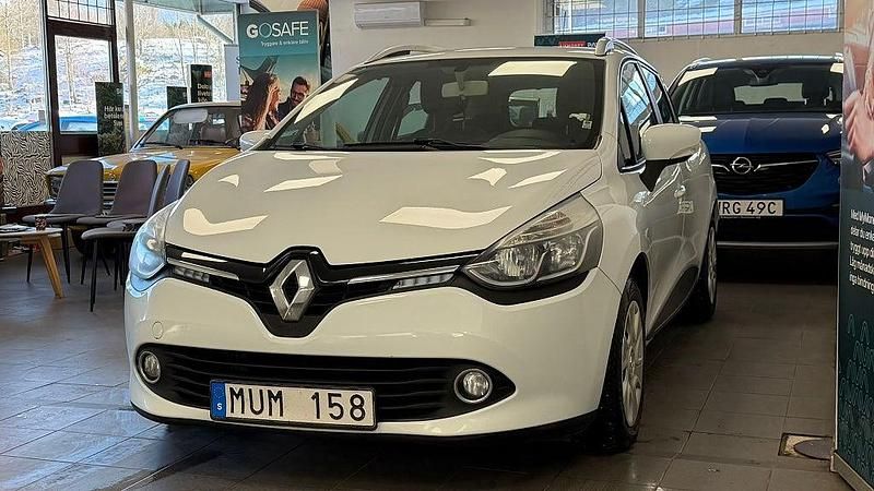Begagnad Renault Clio GrandTour 90 HK (66 kW) 2013 Vit Kombi