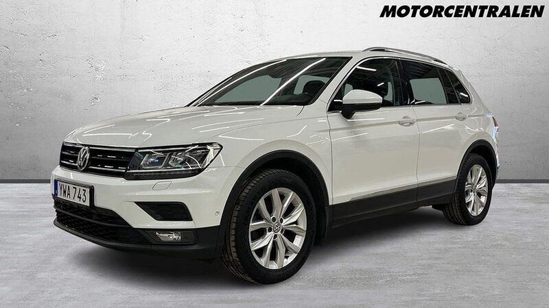 Vit Begagnad 2018 VW Tiguan SUV | 249 000 kr (Bra pris) - Bild 1/4