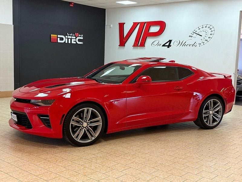Röd Begagnad 2016 Chevrolet Camaro SS Sportkupé | 524 800 kr (Lite dyr) - Bild 1/4
