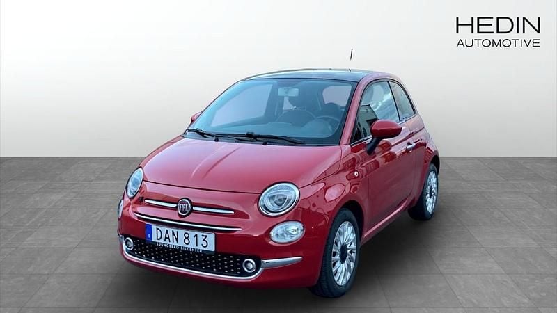 Röd (red) Begagnad 2017 Fiat 500 Halvkombi | 99 000 kr (Marknadspris) - Bild 1/4