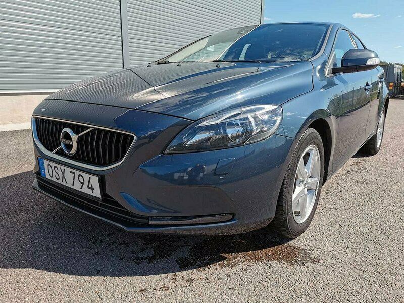 Begagnad Volvo V40 2017 Kombi