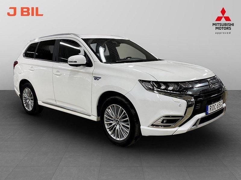 Vit Begagnad 2019 Mitsubishi Outlander P-HEV SUV | 179 900 kr (Marknadspris) - Bild 1/4
