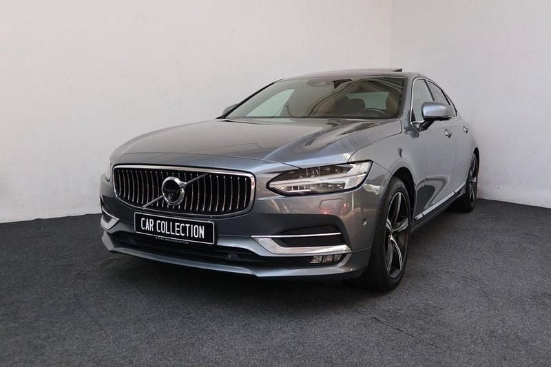 Grå Begagnad 2016 Volvo S90 Inscription Sedan | 249 900 kr (Marknadspris) - Bild 1/4