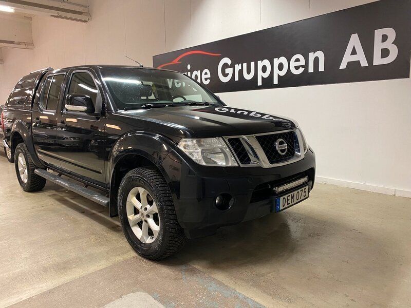 Svart Begagnad 2014 Nissan Navara Pickup | 99 900 kr (Bra pris) - Bild 1/4