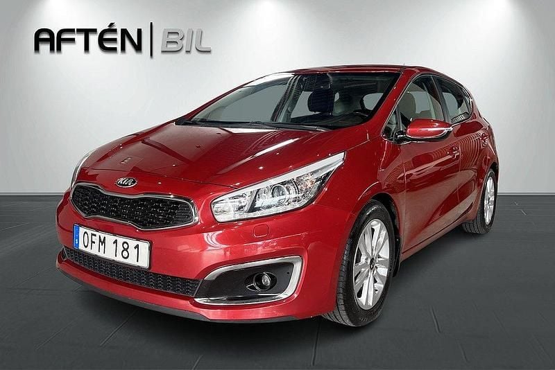 Röd Begagnad 2016 Kia Ceed Halvkombi | 134 900 kr (Marknadspris) - Bild 1/3