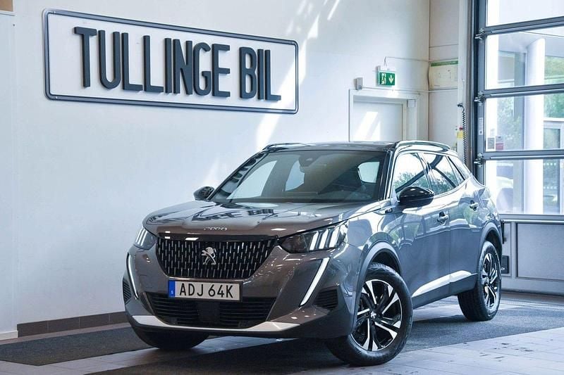 Grå Begagnad 2022 Peugeot 2008 GTi SUV | 237 900 kr (Marknadspris) - Bild 1/4