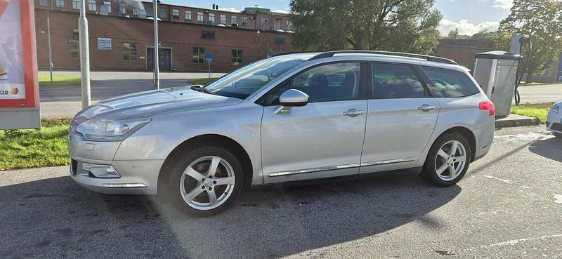 Svart Begagnad 2010 Citroën C5 Kombi | 19 000 kr (Marknadspris) - Bild 1/4