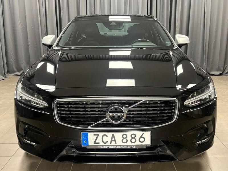 Begagnad Volvo S90 R-Design 190 HK (139 kW) 2017 Svart Sedan