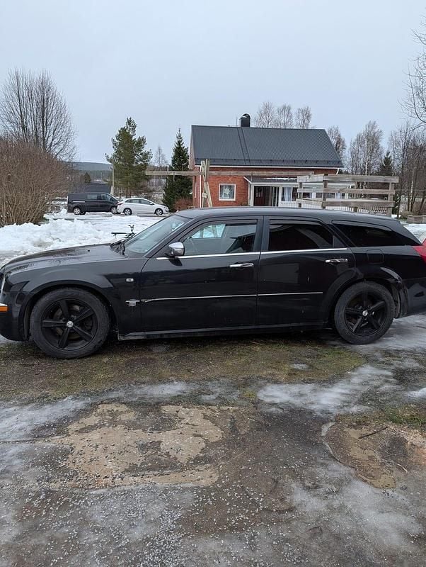 Begagnad Chrysler 300C Touring 193 HK (141 kW) 2005 Kombi