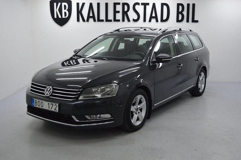 Mörkgrå (grå) Begagnad 2011 VW Passat Kombi | 39 900 kr (Marknadspris) - Bild 1/4