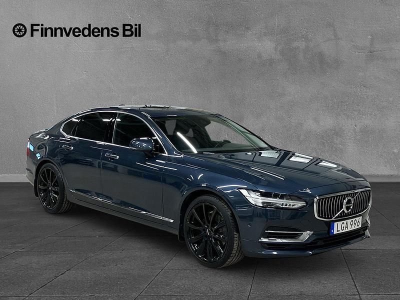 Begagnad Volvo S90 Inscription 320 HK (235 kW) 2018 Mörkblå Sedan