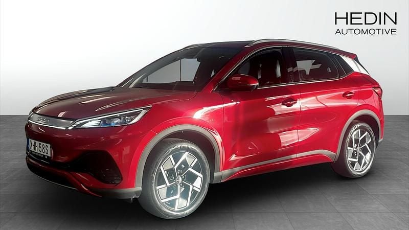 Röd Begagnad 2023 BYD Atto 3 Comfort SUV | 299 900 kr (Marknadspris) - Bild 1/4