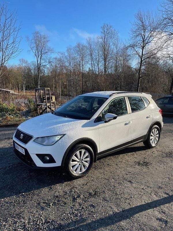 Begagnad 2019 Seat Arona Style SUV | 110 000 kr (Bra pris) - Bild 1/4