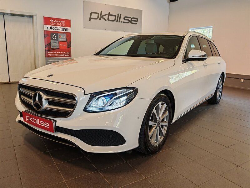 Vit Begagnad 2018 Mercedes E220 Avantgarde Kombi | 279 000 kr (Bra pris) - Bild 1/4