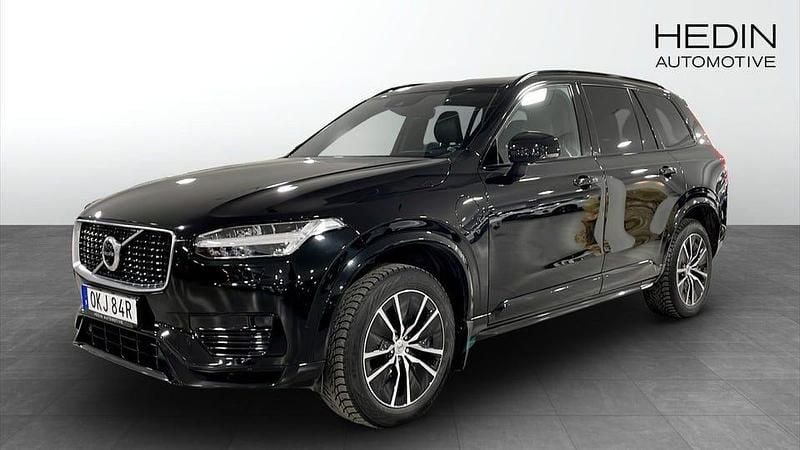 Svart Begagnad 2020 Volvo XC90 R-Design SUV | 478 900 kr (Marknadspris) - Bild 1/4