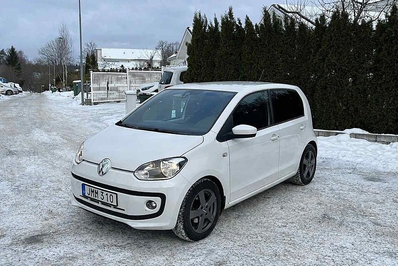 Begagnad VW up! high up! 75 HK (55 kW) 2014 Vit Halvkombi