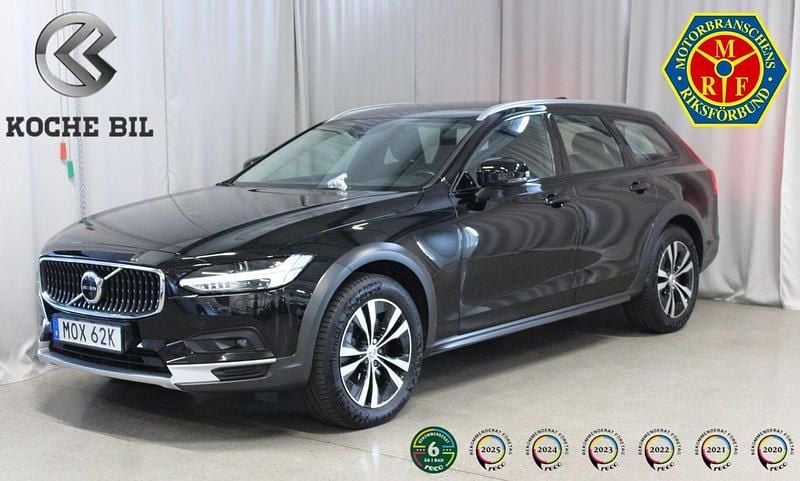 Svart Begagnad 2020 Volvo V90 CC Kombi | 349 900 kr (Lite dyr) - Bild 1/4