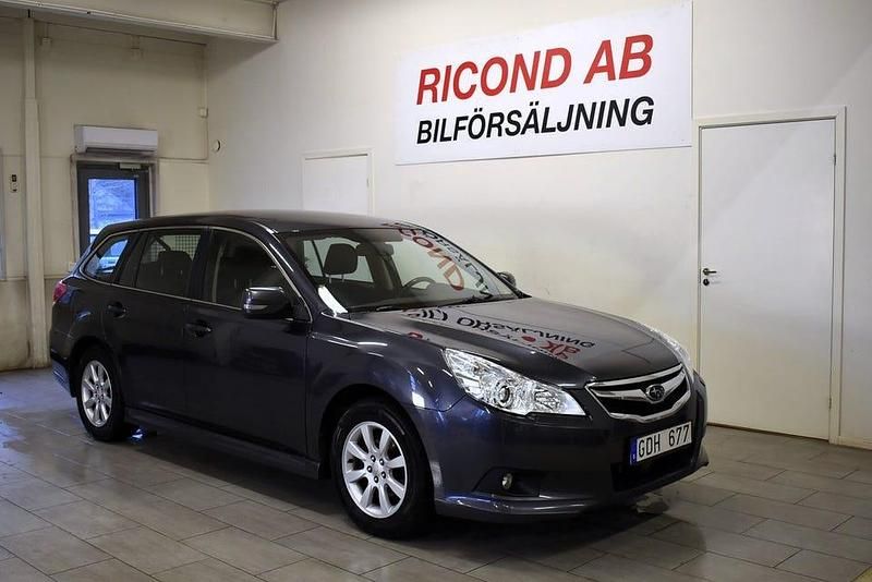 Mörkgrå Begagnad 2009 Subaru Legacy Kombi | 59 900 kr (Marknadspris) - Bild 1/4