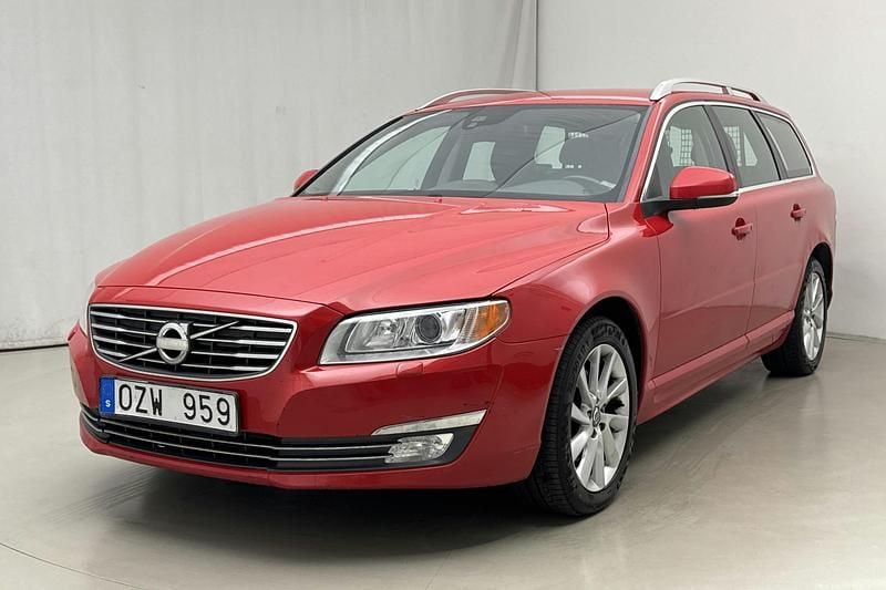 Röd Begagnad 2014 Volvo V70 Summum Kombi | 99 000 kr (Superpris) - Bild 1/4