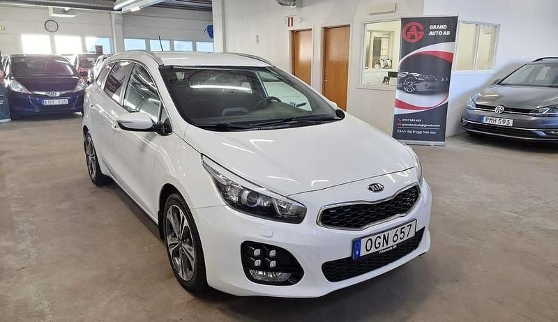 Begagnad Kia Ceed Sportswagon GT-Line 136 HK (100 kW) 2017 Vit Kombi