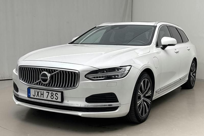 Vit Begagnad 2021 Volvo V90 Kombi | 239 000 kr (Superpris) - Bild 1/4