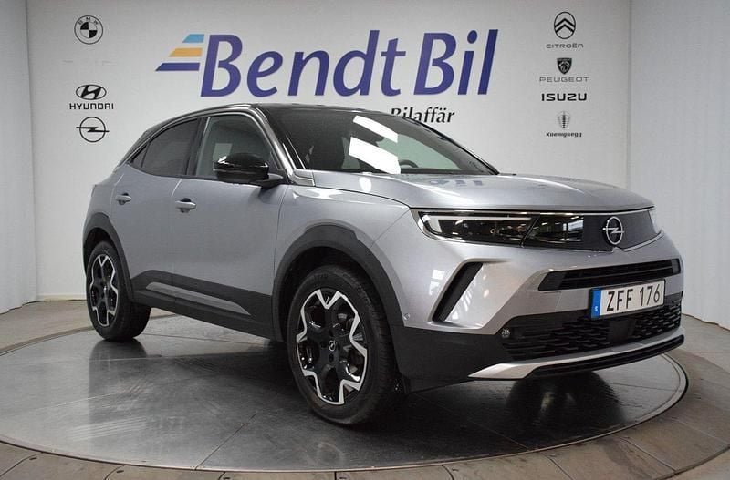 Grå Begagnad 2023 Opel Mokka GS Line SUV | 229 500 kr (Marknadspris) - Bild 1/3