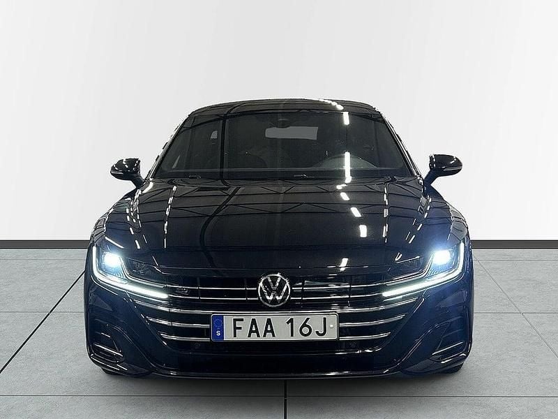 Begagnad VW Arteon R-line 218 HK (160 kW) 2022 Svart Kombi