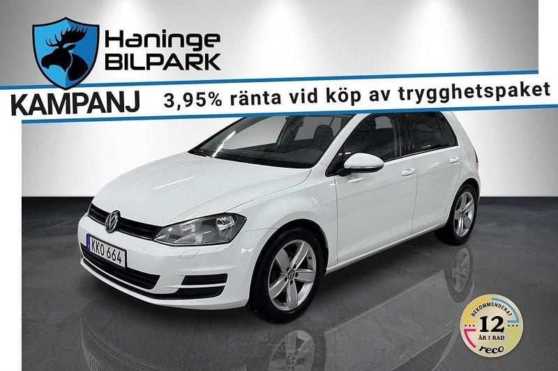 Vit Begagnad 2016 VW Golf VII Halvkombi | 119 995 kr (Marknadspris) - Bild 1/4